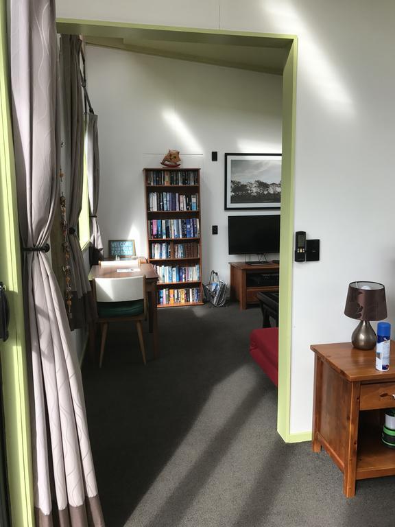 River Retreat Hotel Coalgate Bagian luar foto